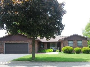 109 Locust St, Lena, IL 61048