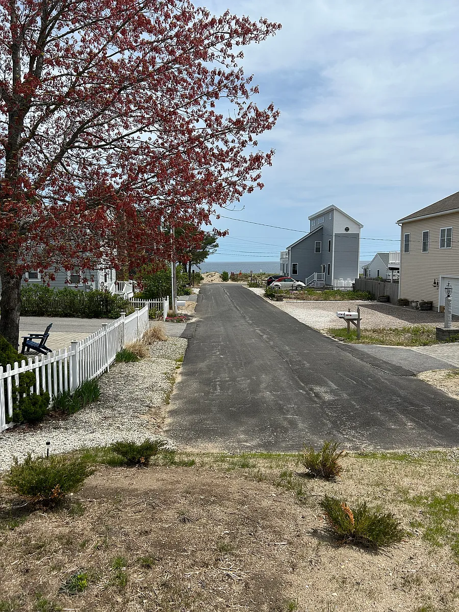 Building Photo - 143 Seaside Ave #A
