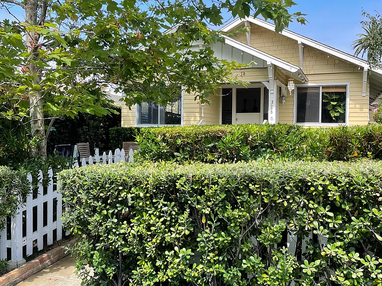 386 Aster St — Photo 1