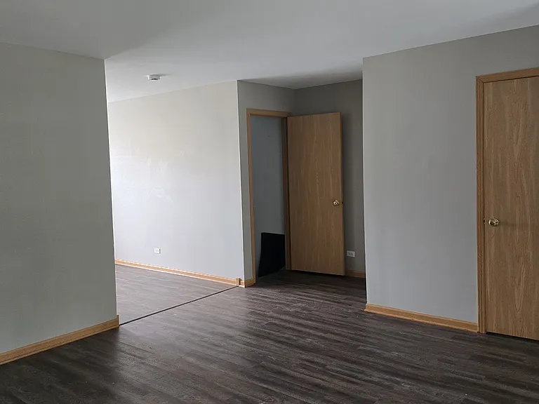 2053 Grayhawk Dr — Photo 3