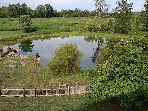 5th image of 7112 Pondside Ln