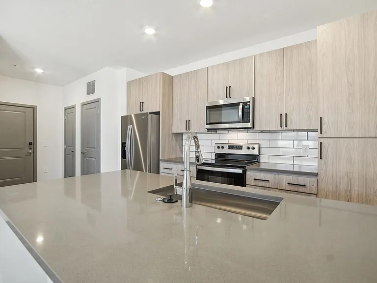 The Maddox Luxury Apartments — Photo 83