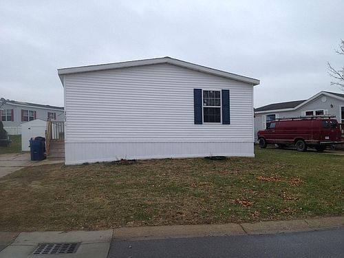 1st image of 3703 Bentwood Cir W