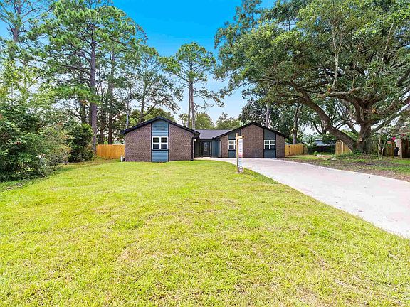 5th image of 7855 Bay Meadows Dr