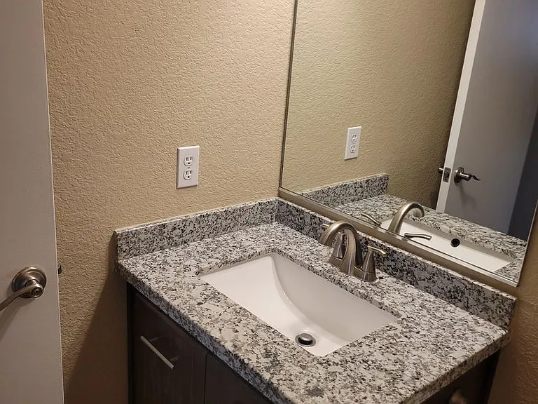 1520 Pacific Terrace Dr — Photo 17