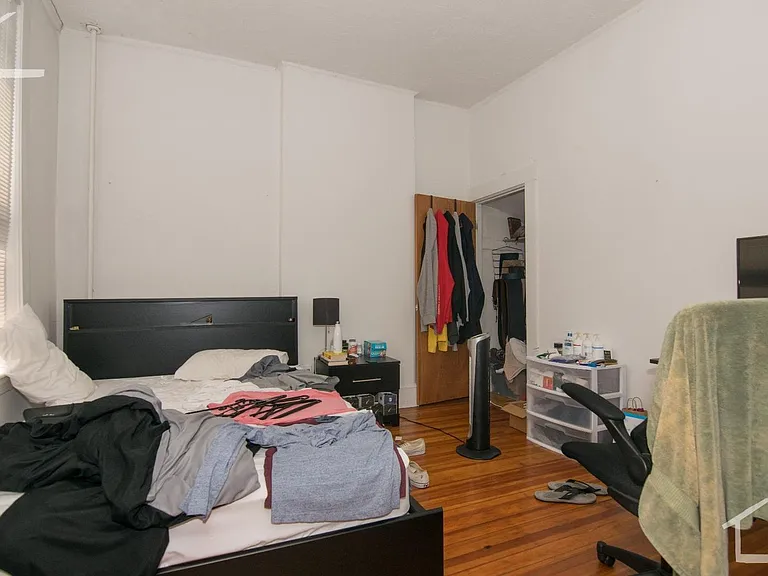 40 Newton St — Photo 3