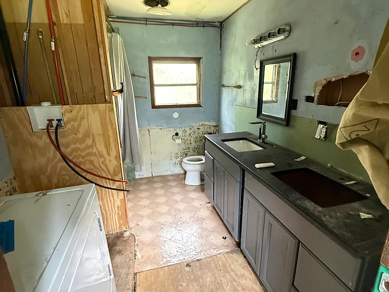 1404 N Rumbaugh Ln #11 — Photo 8