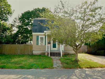 23 Majestic Ave, Warwick, RI, 02888