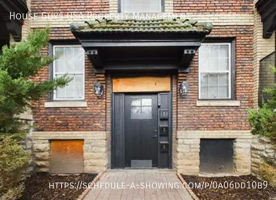 1st image of 1106 E 40th St #3