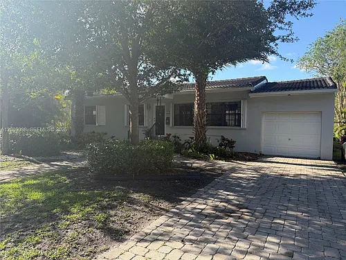 1140 Wren Ave Photo 1