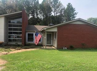 25 Russell Valley Rd, Russellville, AL 35654