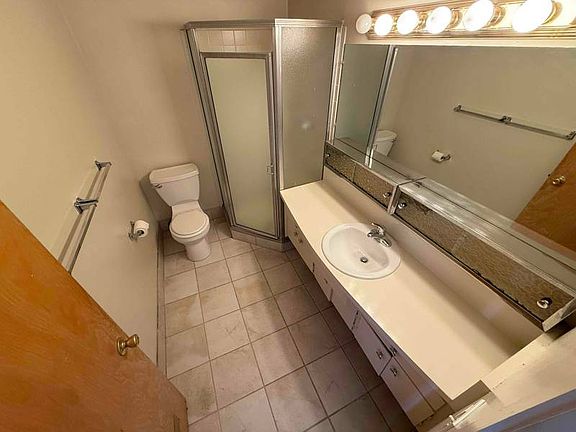 5th image of 1 Excelsior Ct APT 210