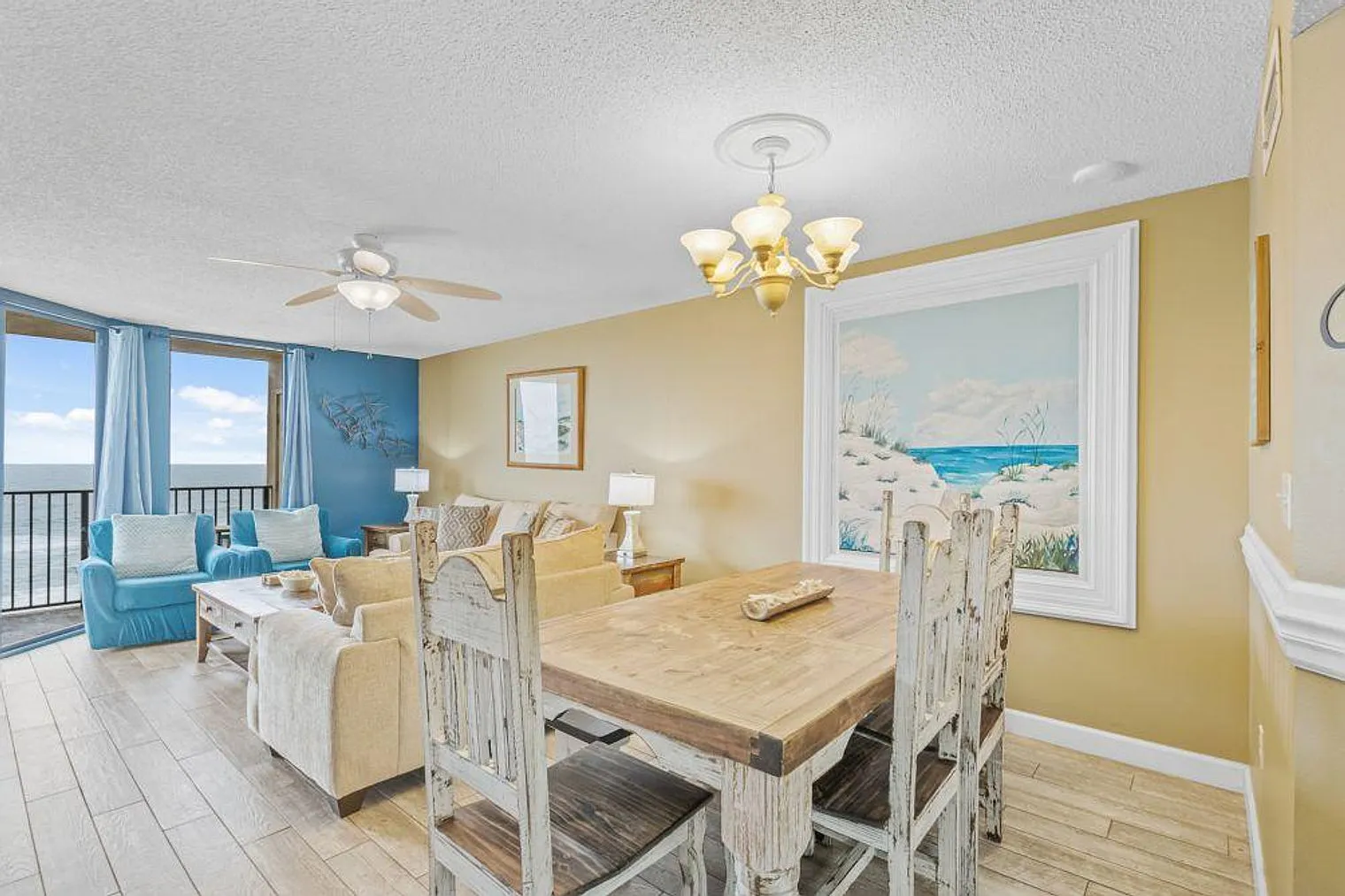 2 bed, 2.0 bath, 1065 sqft, $3,287 — Photo 3