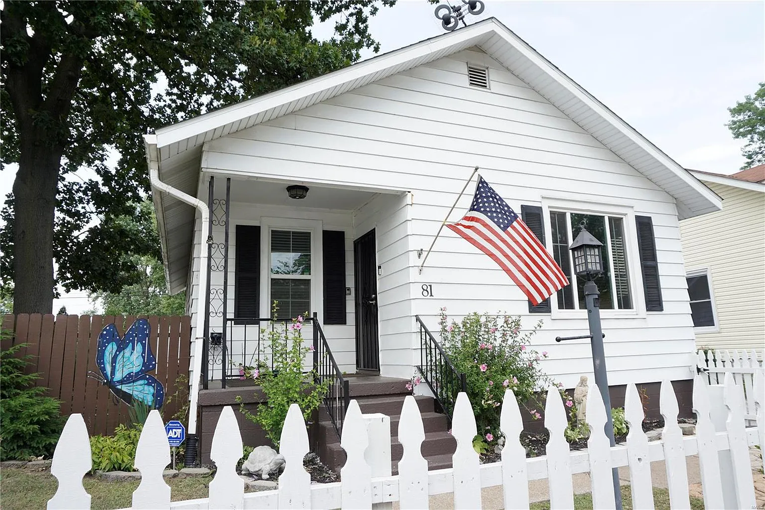 81 Eckhard Ave photo 1