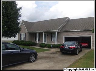 133 Stewart St, Crossville, AL 35962