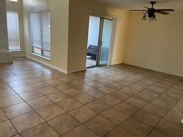 4022 Walnut Park Cir — Photo 11