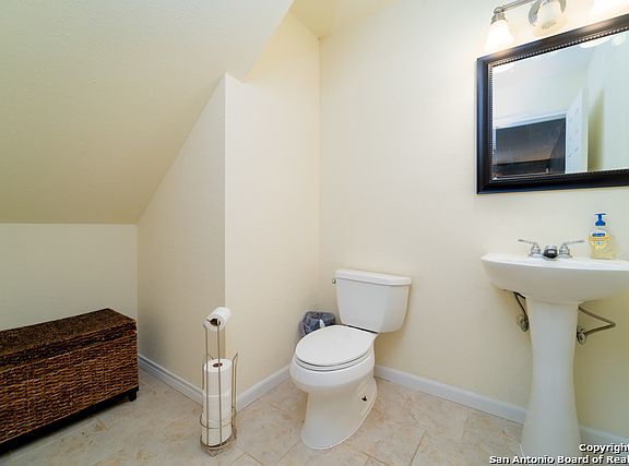 4th image of 2310 Lensgrove Ln