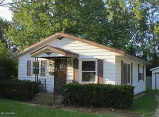 2929 Carleton Ave, Kalamazoo, MI 49048