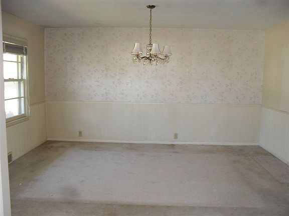 3rd image of 2004 N A St
