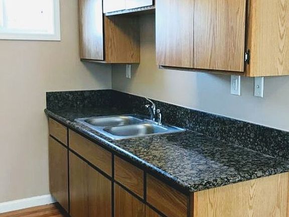 2nd image of 2664 Broadway #2664