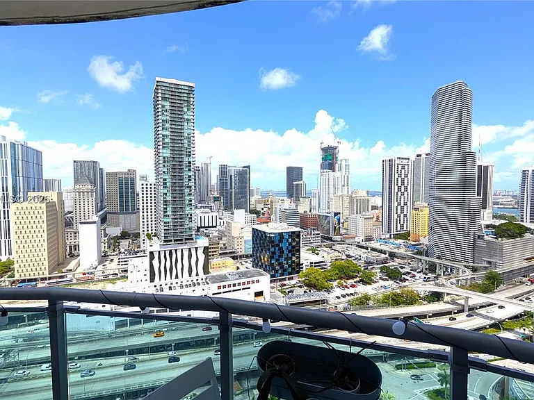 350 S Miami Ave #2813 — Photo 5