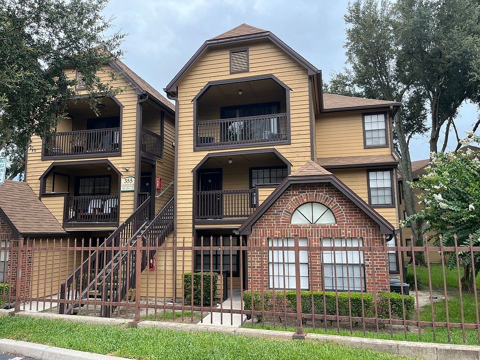 1st image of 355 Lakepointe Dr Unit 102