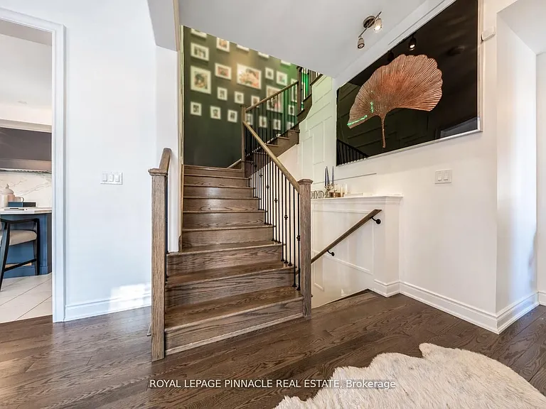 1504 Yellow Rose Cir #UPPER — Photo 18