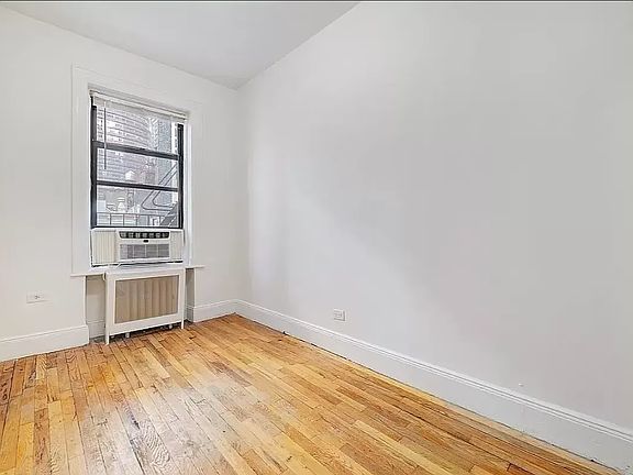 5th image of 301 E 53rd St Unit 2J