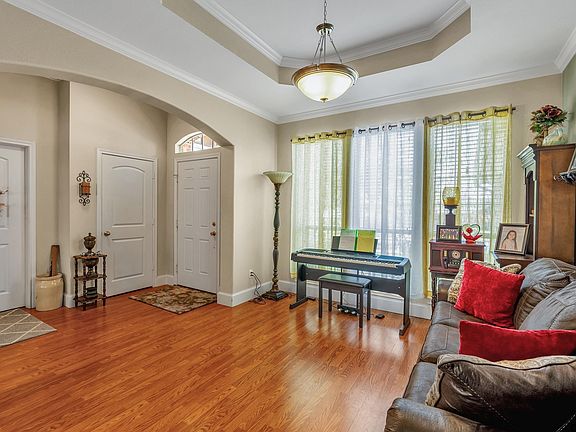 5th image of 11260 Triple Crown Dr