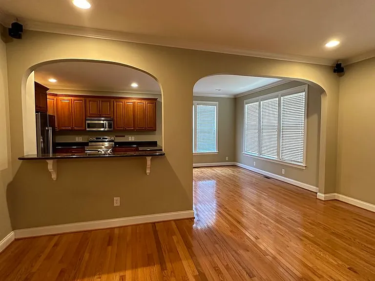 340 Clearwater Hbr — Photo 4