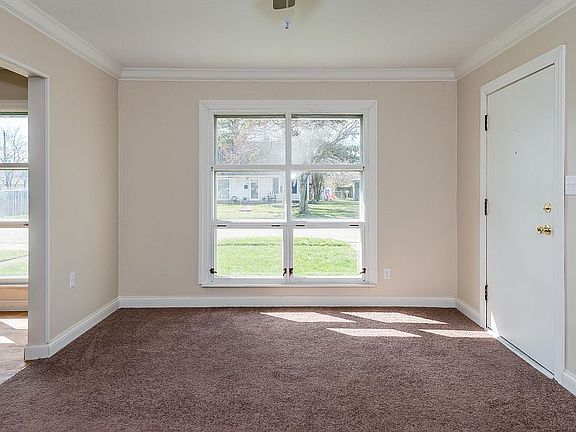 4th image of 2433 Lehigh Pl