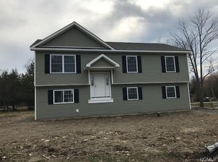 320 Mountain Ave, Monroe, NY 10950