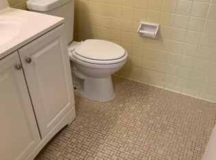 200 Locust St SE SUITE 206, Vienna, VA 22180
