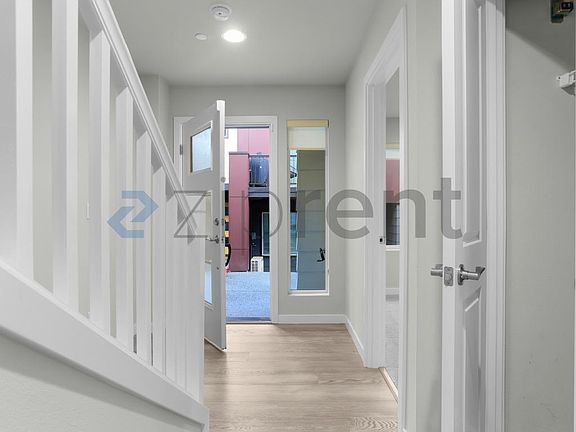 3rd image of 23627 5th Ave SE Unit C