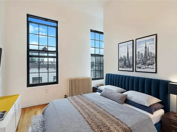 95 North Seventh Street image 1 of 6