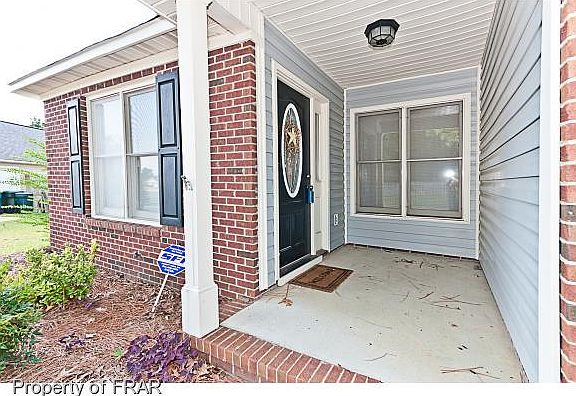 2nd image of 3910 Dickens Ave