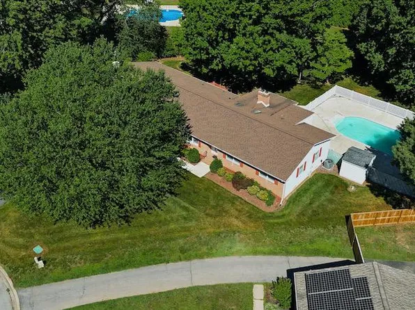 18 N Springview Dr, Dover, DE 19901