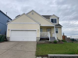 192 SW 1st St, Dundee, OR 97115