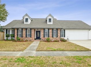 529 Longview Dr, Destrehan, LA 70047