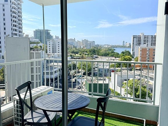 3rd image of 75 Condado