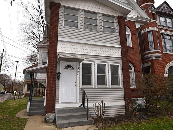 3rd image of 307 W 6th Ave