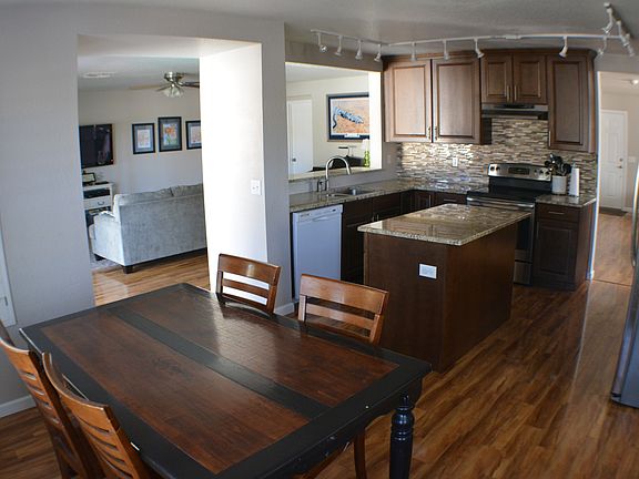 4th image of 8493 N Deer Valley Dr