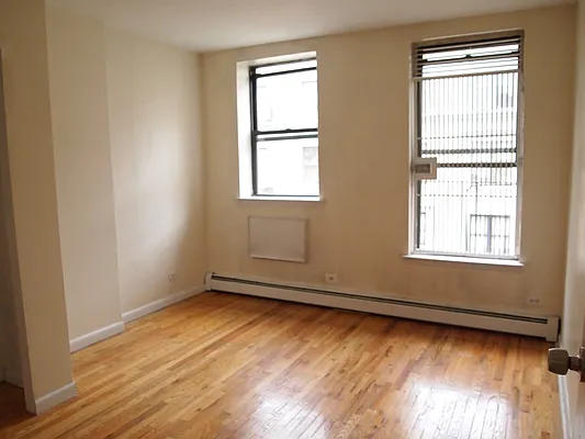 Rented by Bohemia Realty Group | media 35