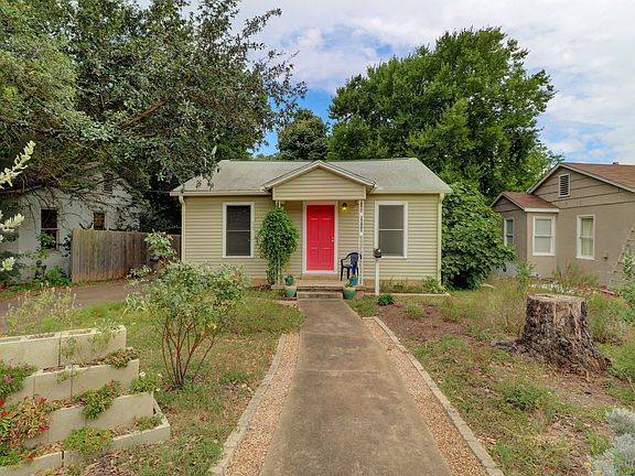 3rd image of 5512 Woodrow Ave