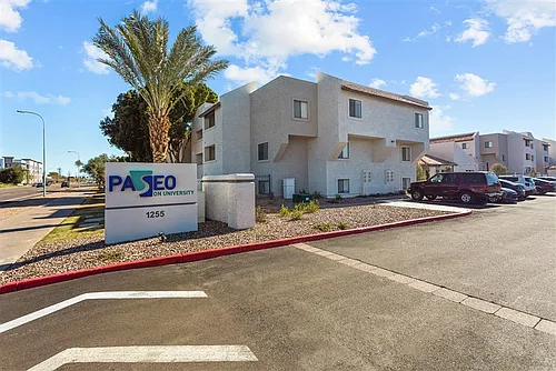 Paseo on University Photo 1