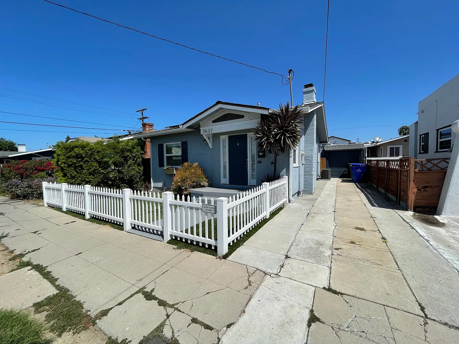 2 bed, 768 sqft, $3,450 — Photo 2