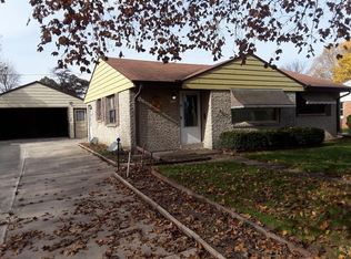 4439 S 62nd St, Greenfield, WI 53220