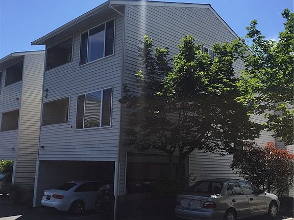 5th image of 20301 19th Ave NE APT 522