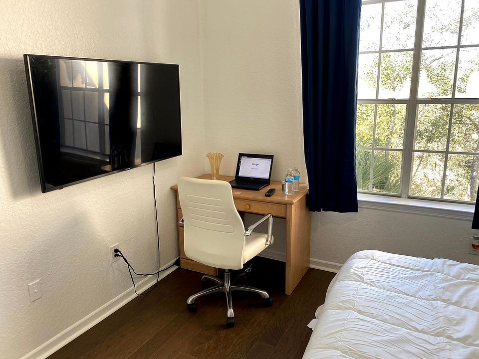 1st image of 17102 Carrington Park Dr APT 321