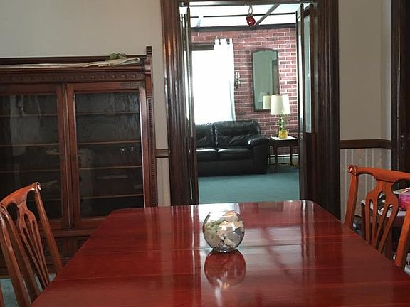 3rd image of 167 Fisher Ave